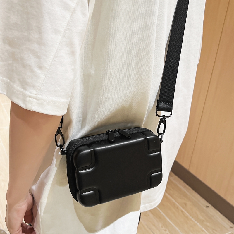 Minimalist Men's Soft Leather  - Luxury Bags Sling 评论和价格