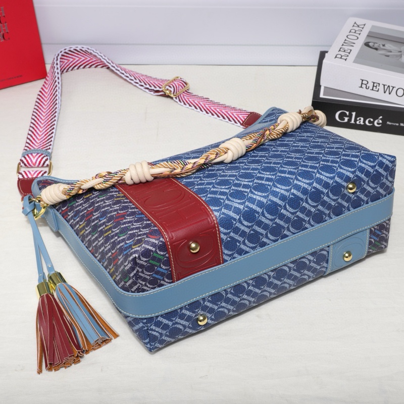 CHCH ​ New Women's Letter Prin - Luxury Bags Vip 评论和价格