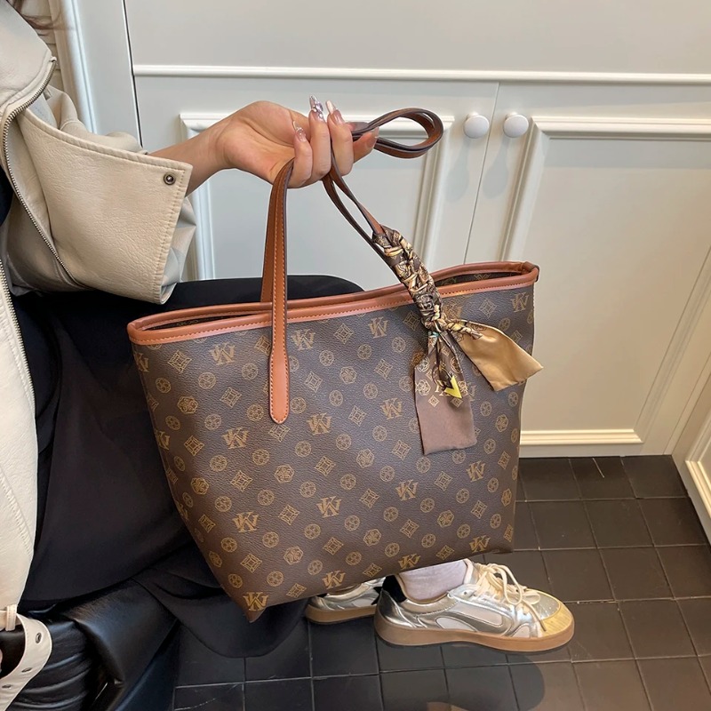 Best Superstar Show Diaper Bag - Luxury Bags Lv 评论和价格