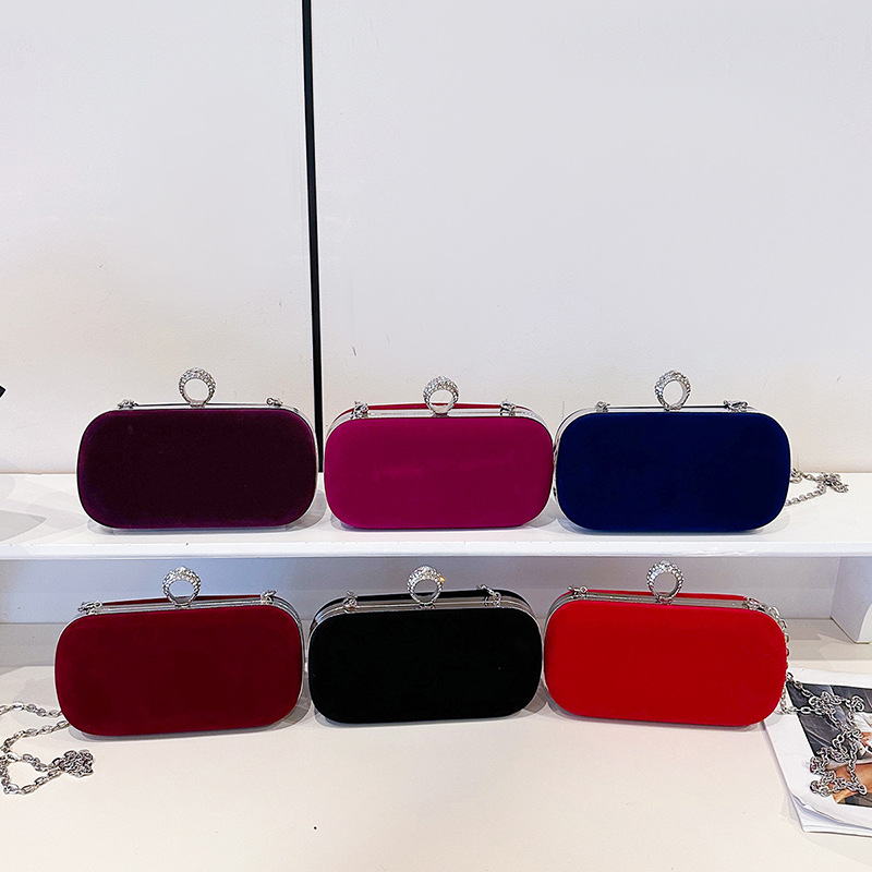 Black Velvet Handbag for Women - Luxury Bags Vip 评论和价格